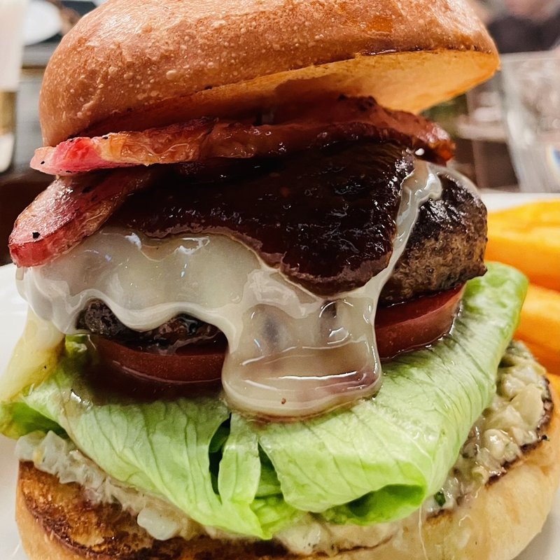 ブラッカウズバーガー(BLACOWS)