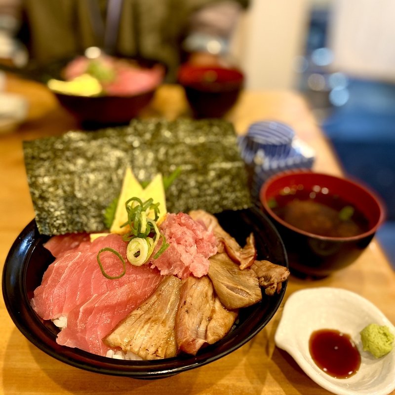 まかない丼(まぐろのエン時 心斎橋店)