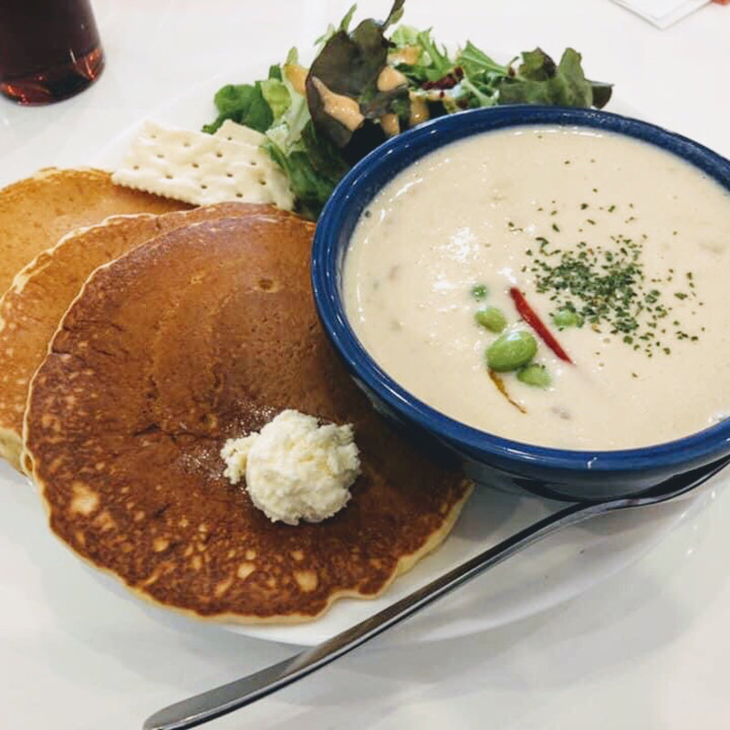 クラムチャウダーwithパンケーキ(RusaRuka東京自由が丘店)