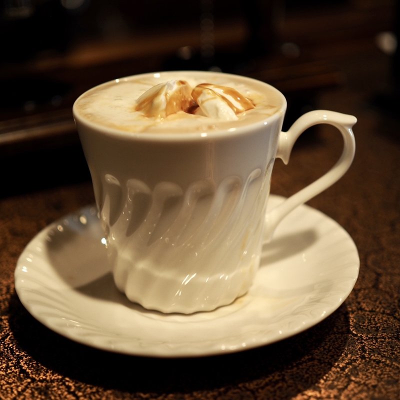 キャラメルタブチーノ(あなたはふたりぼっち、わたしはひとりぼっち)(喫茶 初恋)