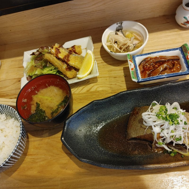 日替わり定食(鮨たじま  中野坂上店)