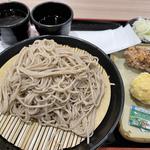 ざるそば大　玉子天　ミニ山賊焼き(小木曽製粉所　イオン北戸田)
