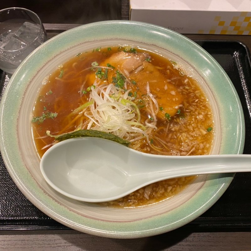 煮干醤油ラーメン(めん楽亭)