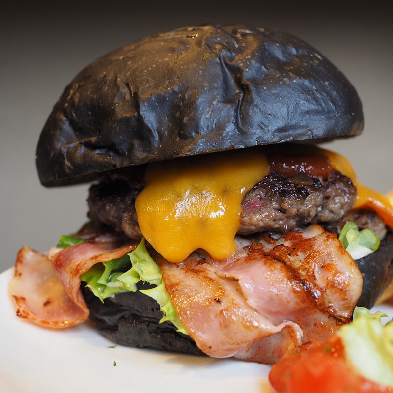 嵐山チーズバーガー＋ベーコンとぴ(CROSS Burger&Beer/Coffee（クロスバーガー）)