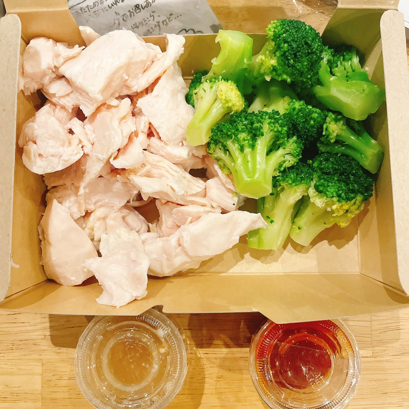 究極のブロッコリーと鶏胸肉 300g (究極のブロッコリーも鶏胸肉　上野店)