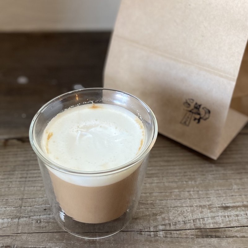 濃いミルクティー(リコリス)