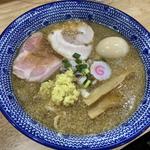 にぼ助ら〜めん(厳選煮干ラーメン 初代 にぼ助 )