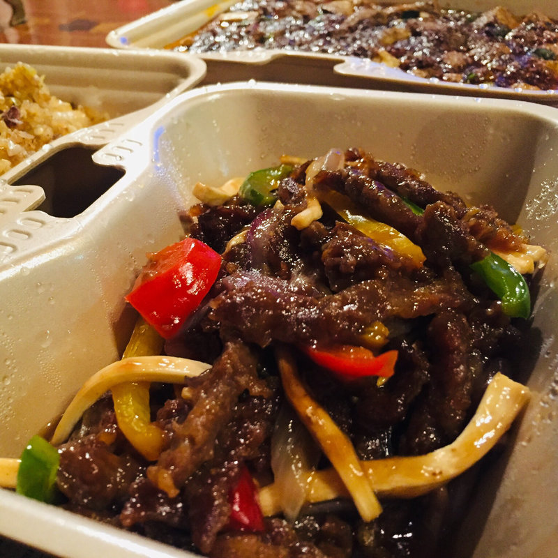 青椒牛肉絲(Creative Chinese Restaurant Saburo-Aoki)