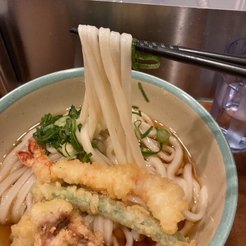 冷大ぶっかけ天ぷら(おにやんま 御茶ノ水店)