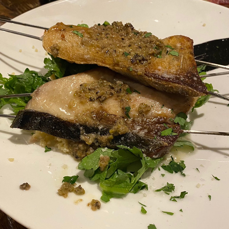 ブリ炭焼(金剛商店138番地 )