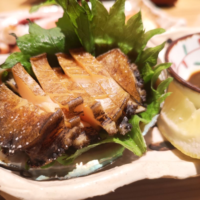あわび　きも醤油で(炉端の佐藤 大阪難波店)