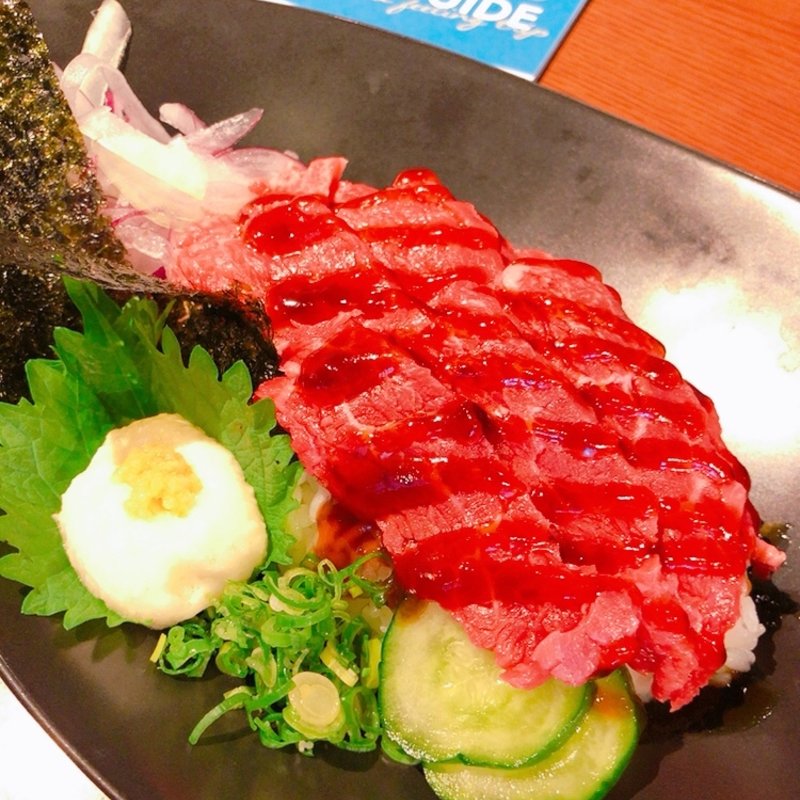 近江牛の鉄火丼(近江牛ダイニング OKAKI)