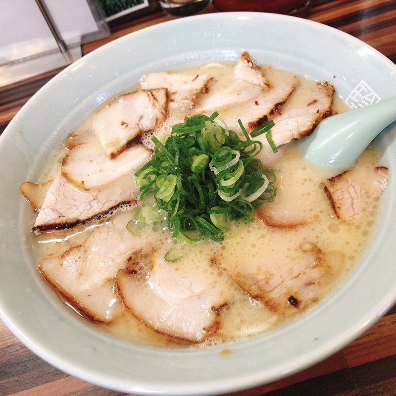 肉盛ラーメン(珍竜軒 総本店)