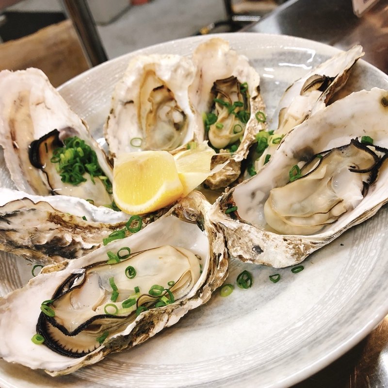 牡蠣のガンガン焼き(青空酒場 まぐろの気晴れ屋)