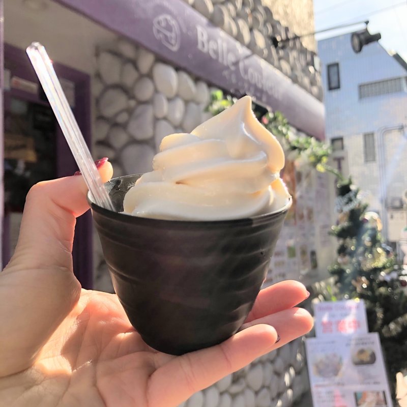 平和島チーズソフトクリーム(Belle Couleur ベルクルール)