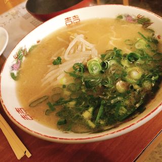 ラーメン 丸和前ラーメン まるわまえらーめん の口コミ一覧 おいしい一皿が集まるグルメコミュニティサービス Sarah