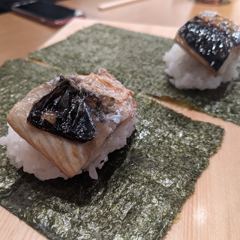 焼き鯖海苔巻き(TOKYO FISHERMAN'S WHARF 魚秀 渋谷店)