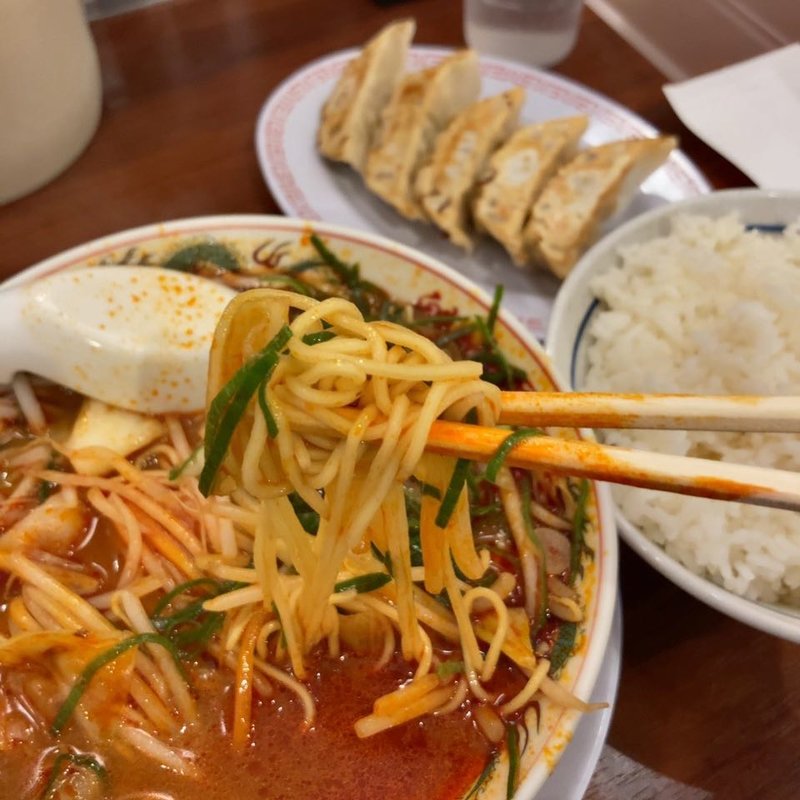 辛味噌ラーメン餃子セット(魁力屋 多摩ニュータウン通り店)