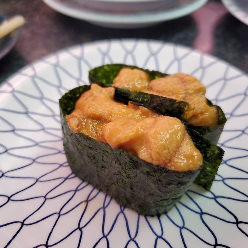 ウニ(市場寿し （いちばずし）)