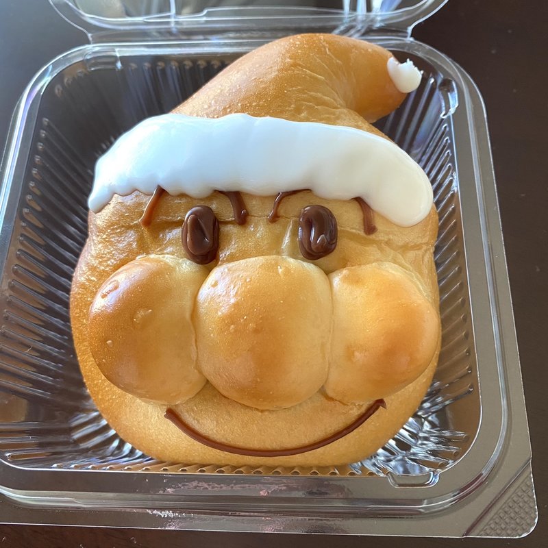 サンタアンパンマン(ジャムおじさんのパン工場 横浜店 )