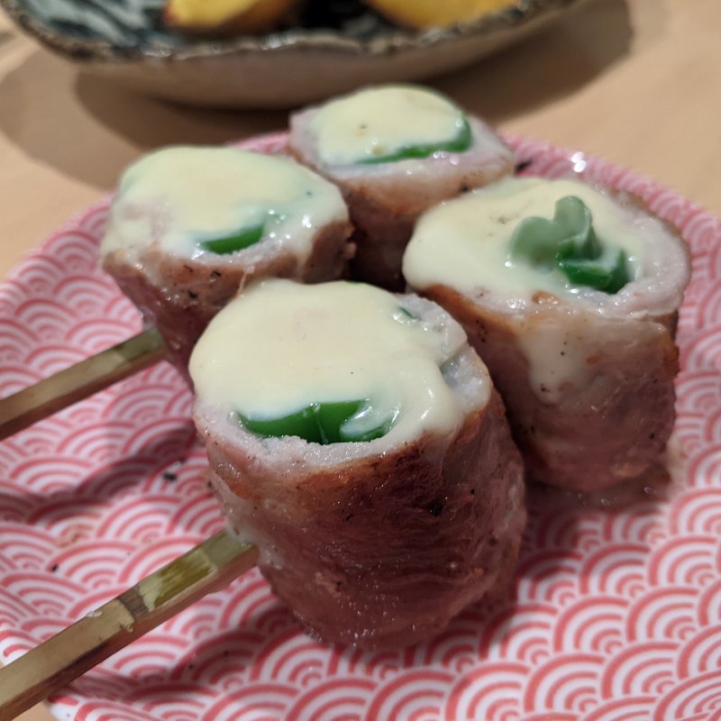 チーズピー肉巻き(炭火串焼ヒヨク之トリ 水道橋店)