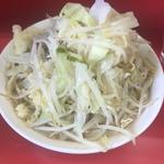 ぶたラーメン（ニンニク、ヤサイ）(ラーメン二郎 三田本店 （らーめんじろう）)