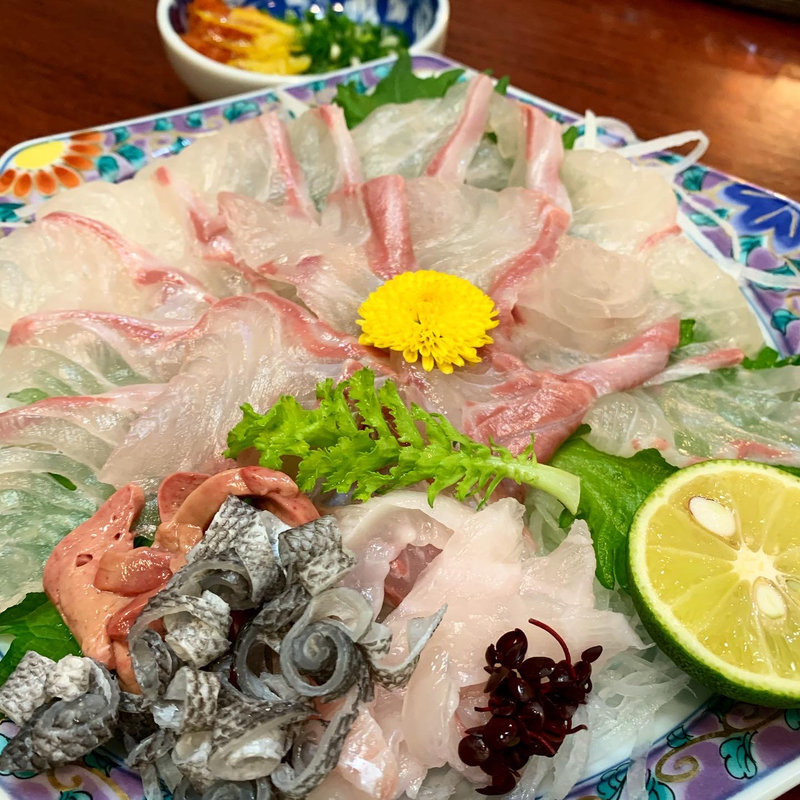 黒鯛の薄造り(割烹 甲州)