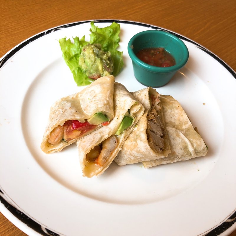 クラブハウスケサディーヤ(エルトリート 横浜スカイビル店 )