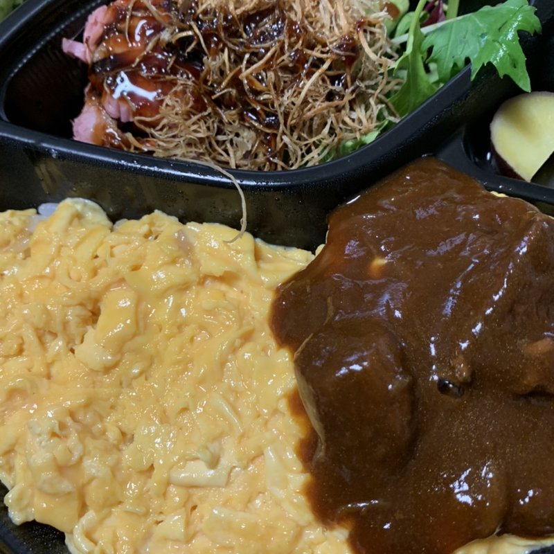 九重野菜とじっくり煮込んだオムカレー(九重珈琲志免店)