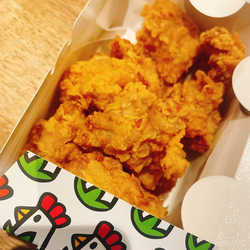 黄金のチキン　ハーフ(クリスピーチキンアンドトマト　神田店)