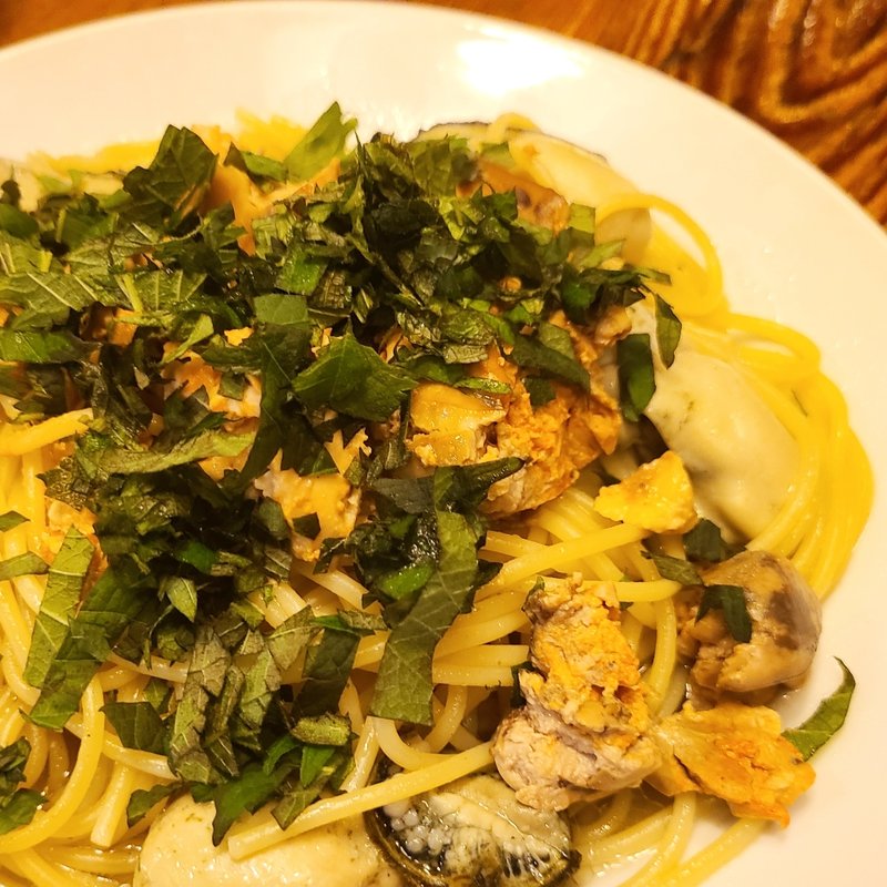 あん肝と牡蠣いっぱい入りスパゲティ(ラ・タベルナ )