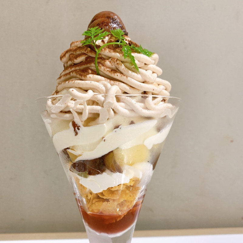 モンブランパフェ(シルクレーム阪急三番街)