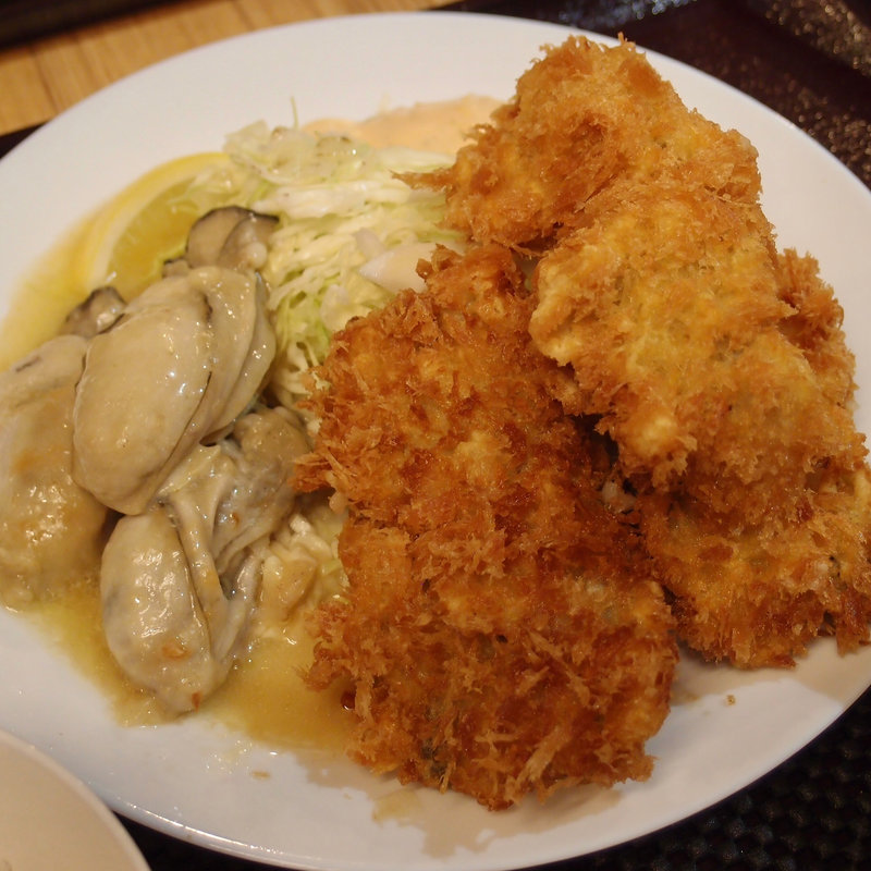 カキミックス定食(小田保 場外店)