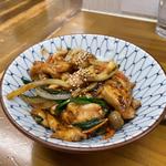 鶏モモ辛味噌焼肉丼(ラーメン専科 竹末食堂)