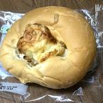 北海道牛乳のグラタンパン(ツルハドラッグ 南8条店)