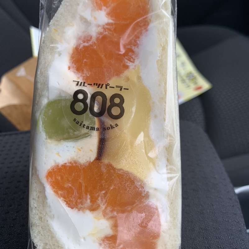 ぷりんあ・ら・もーどサンド(フルーツパーラー808)