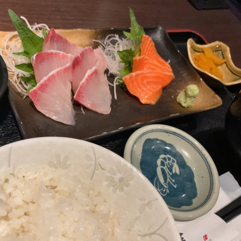 サーモン・カンパチ定食(和さ美 多摩センター駅前店 （わさび）)