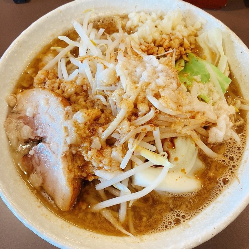 shinジロー(弐代目にぼshin. 高崎店 （ニダイメニボシン）)