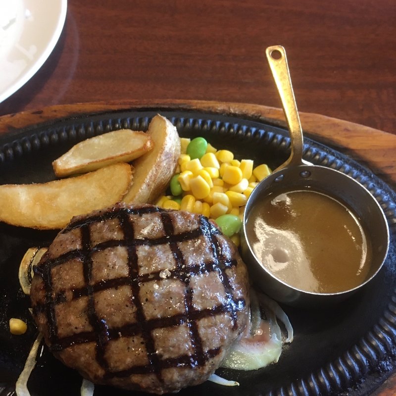 粗挽きハンバーグ(カウボーイ家族 春日店 )