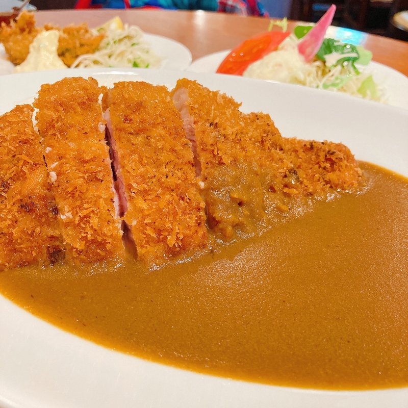 カツカレー(麻布笄軒 中目黒店)