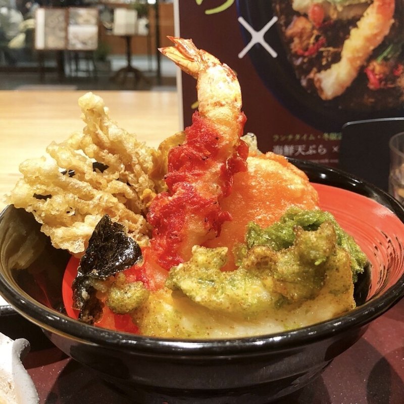 七色天丼(天ぷら天寅)