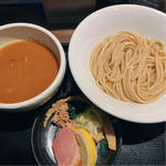 鴨白湯つけ麺、出汁盛り(鴨出汁中華蕎麦麺屋yoshiki)