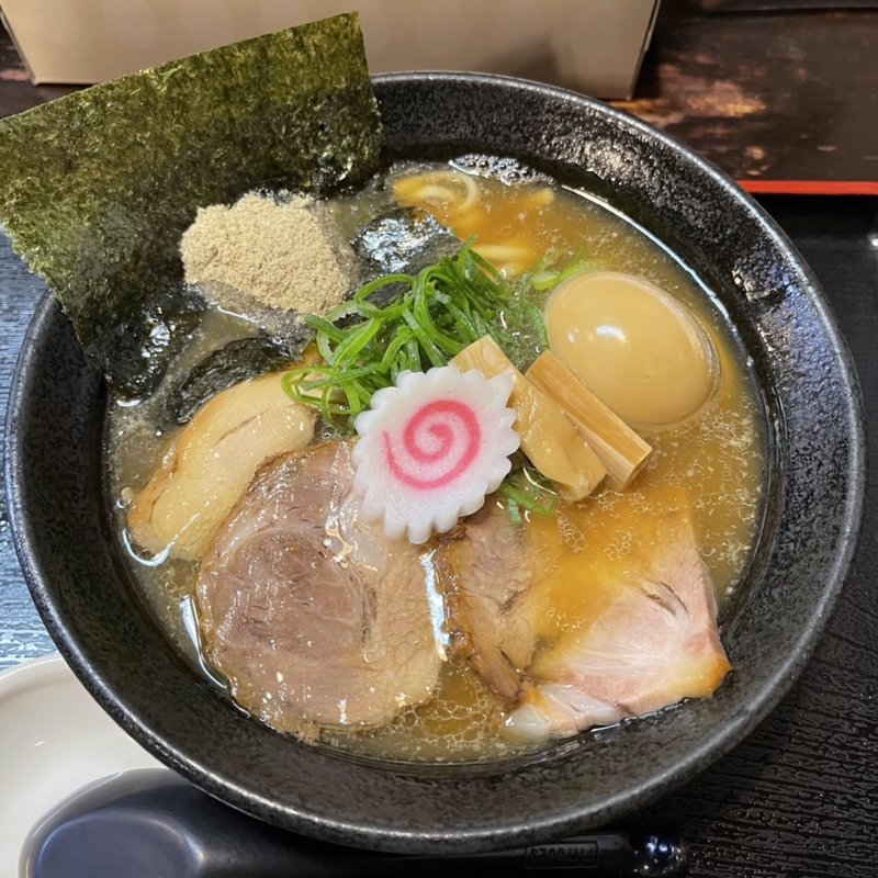 にぼこいラーメン(醤油)(にぼしこいし)