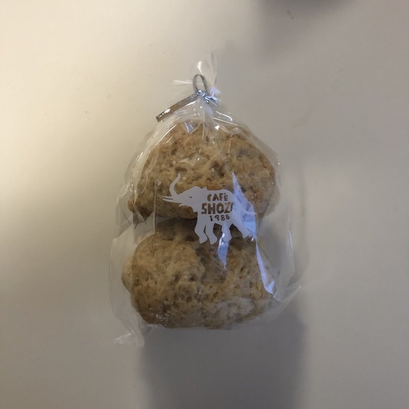 全粒スコーン(ショウゾウ コーヒー ストア （SHOZO COFFEE STORE）)