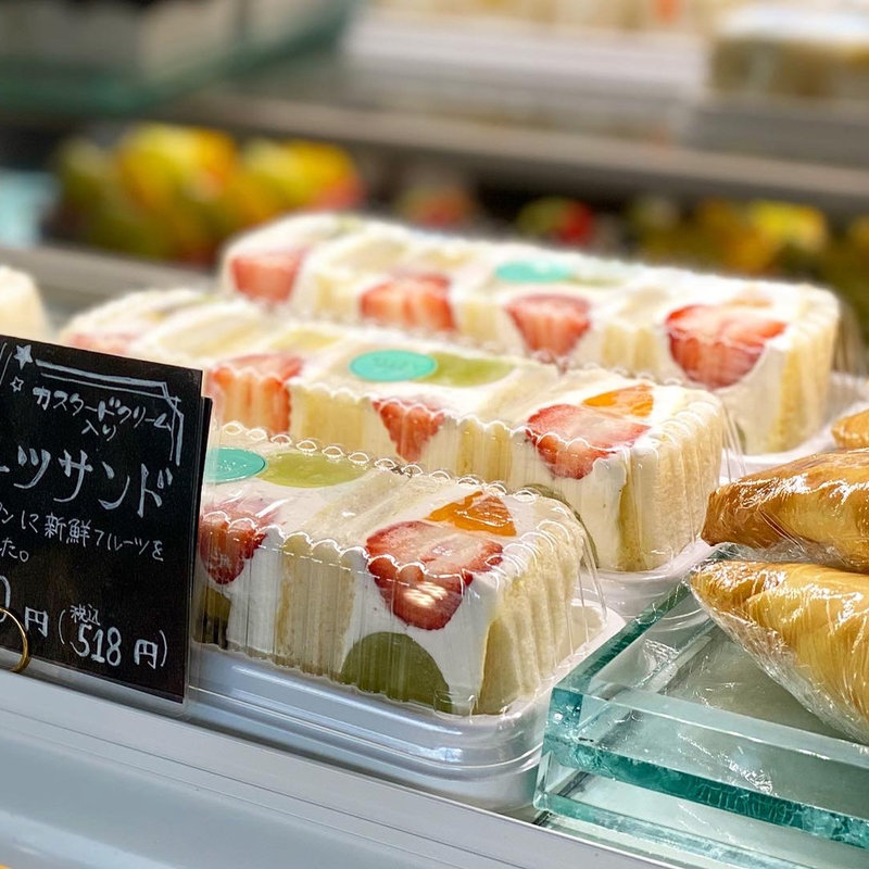 フルーツサンド(tres.f.b.c.)