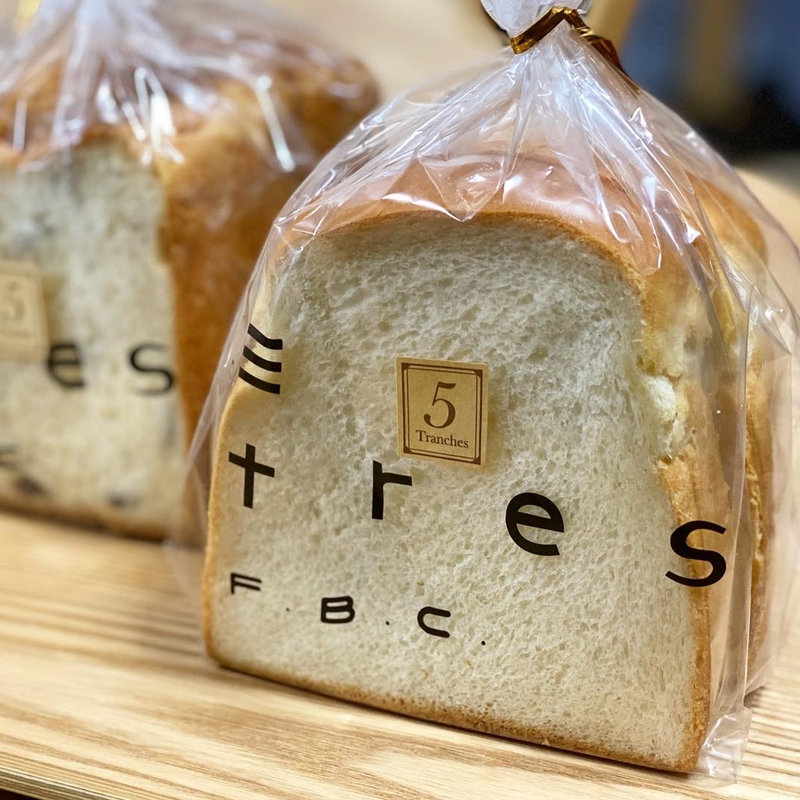 tres食パン(tres.f.b.c.)