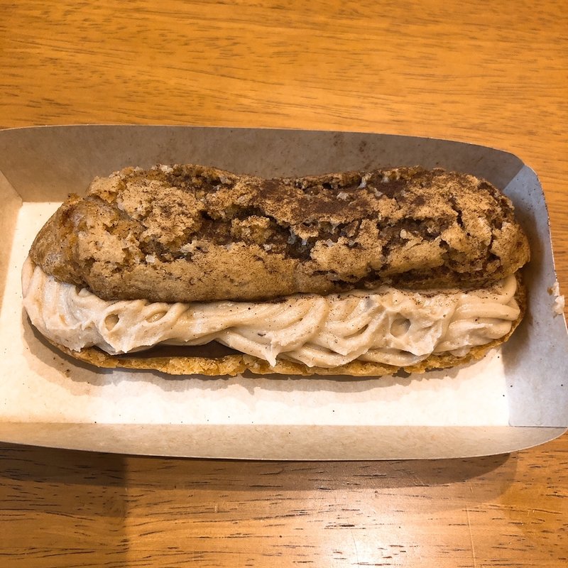 ピエール・エルメ エクレアマロン(セブン-イレブン 横浜鶴見二ツ池店)