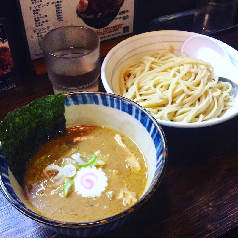 つけ麺(三三七 （さんさんなな）)