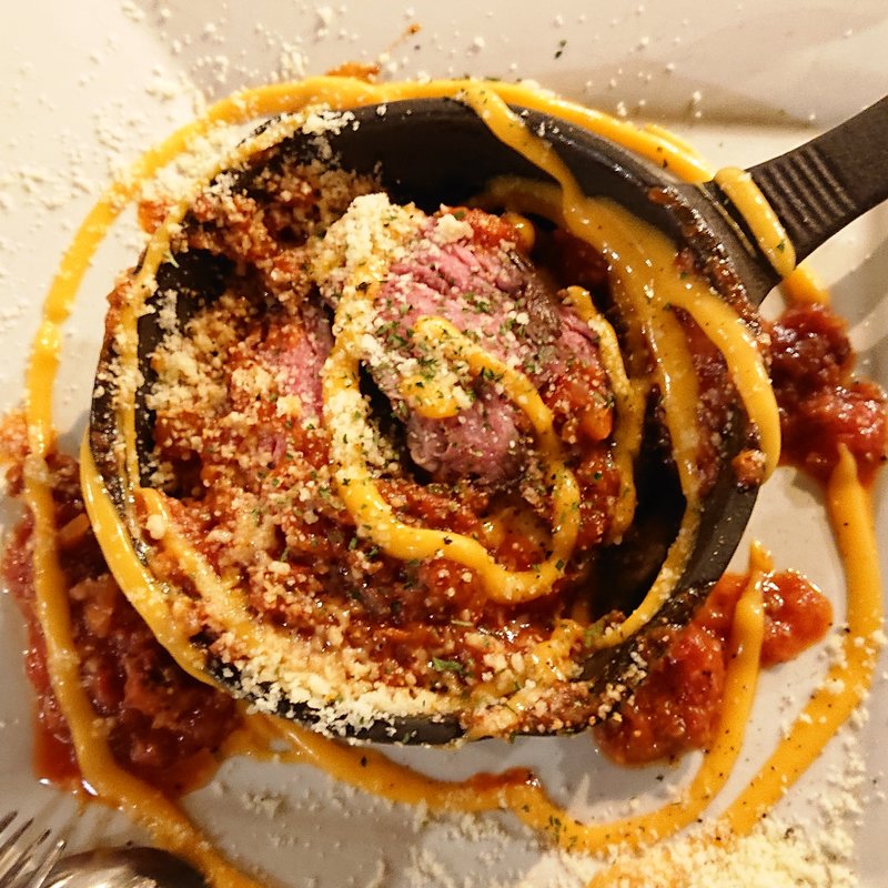 濃厚ボロネーゼの肉づくしステーキ 60g(煮込みビストロ ReEn)