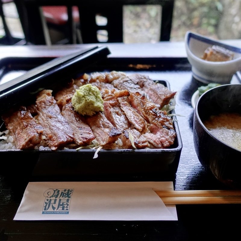 炭火焼き！牛サーロイン重(反射炉ビヤ レストランほむら)